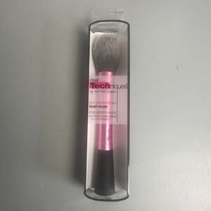 Real Techniques Blush Brush by Sam & Nic Chapman Pink‎ Makeup Tool 1407A NEW